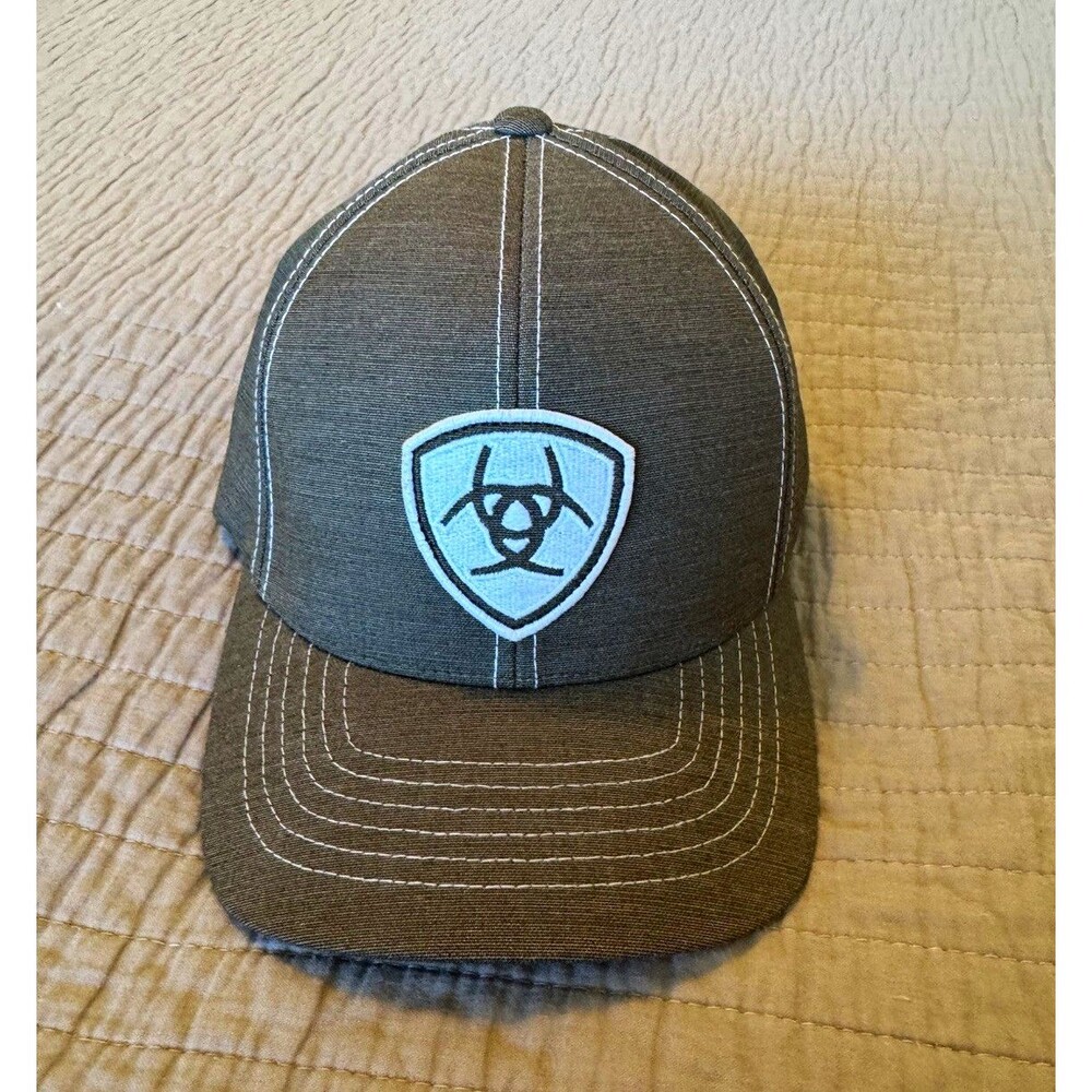 Ariat Gray Logo Baseball Cap Embroidered Adjustable One Size Unisex